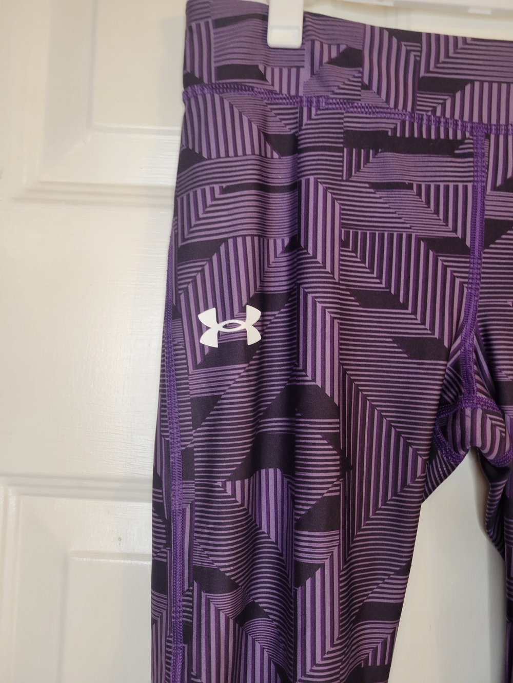 Under Armour Girls Purple Geo Print Leggings - Picture 4 of 7